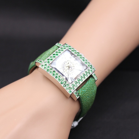Tsavorite Diamond 3.31 Tcw. Luxury Watch